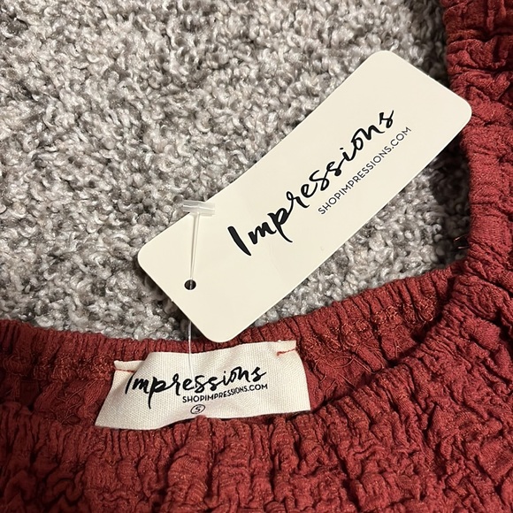 NWT Shop Impressions On My Way To You In Aurora Red Top Small - Picture 5 of 6